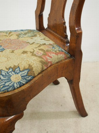 Antique Set of 4 Queen Anne Walnut Dining Chairs