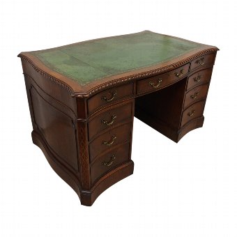 Chippendale Style Mahogany Kneehole Desk