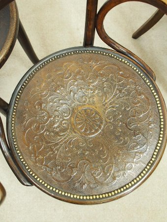 Antique Set of 4 Thonet Bentwood Chairs