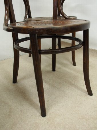 Antique Set of 4 Thonet Bentwood Chairs