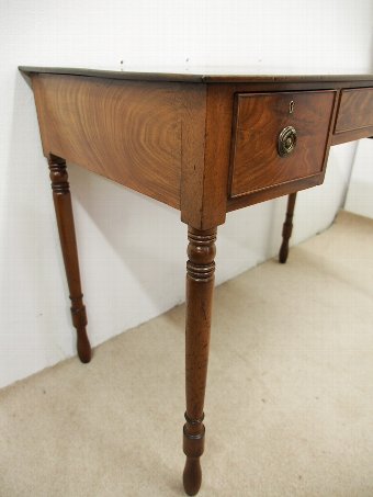Antique George III Mahogany Side Table or Dressing Table
