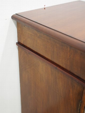 Antique Pair of Victorian Mahogany Bedside Cabinets or Lockers