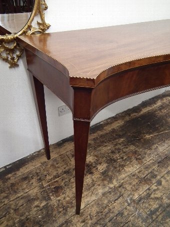 Antique Late George III Mahogany Serpentine Serving Table