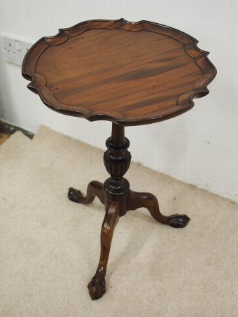 Antique Tripod Occasional Table with Petal Edge