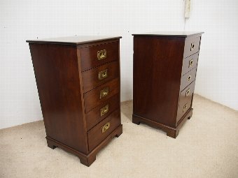 Antique Pair of Edwardian Mahogany Chest of Drawers or Bedsides