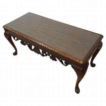 Queen Anne Style Coffee Table