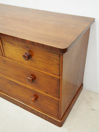 Antique Victorian Mahogany Chest of Drawers