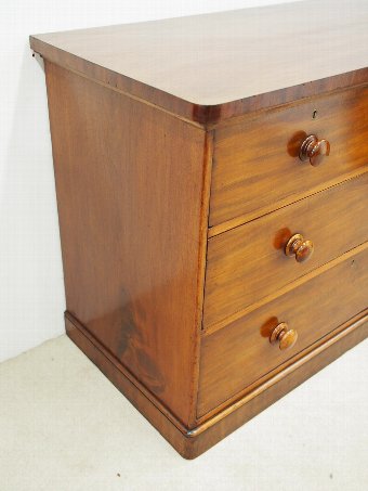 Antique Victorian Mahogany Chest of Drawers