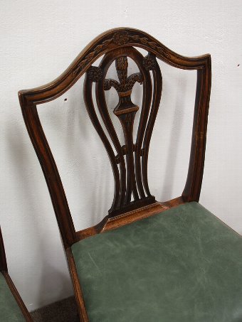 Antique Pair of Hepplewhite Style Dining Chairs