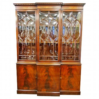 Georgian Style Mahogany Breakfront Bookcase