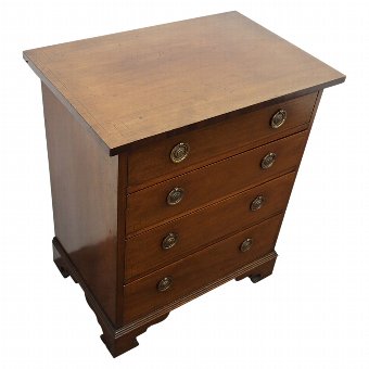 Neat Georgian Mahogany Chest of Drawers