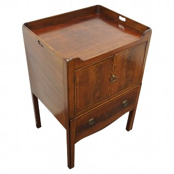 George III Mahogany and Inlaid Commode