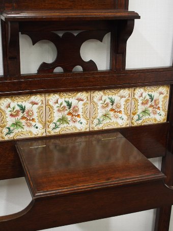 Antique Late Victorian Oak and Tiled Hall Stand