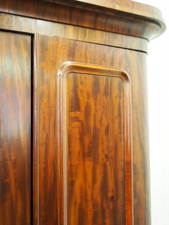 Antique Victorian 3 Door Mahogany Wardrobe