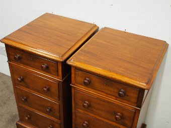 Antique  Pair of Neat Victorian Mahogany Chest of Drawers or Bedsides