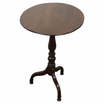 Georgian Mahogany and Yew Occasional Table
