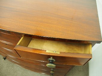 Antique George III Mahogany Bow Fronted Chest of Drawers