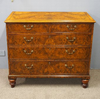 Late Georgian Walnut Chest of Drawers