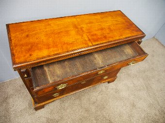 Antique Georgian Style Walnut Bachelors Chest of Drawers