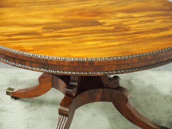 Antique Regency William Trotter Style Mahogany Breakfast Table