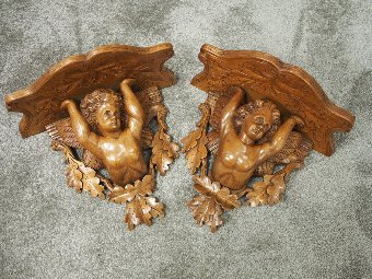 Antique Pair of Italian Carved Limewood Cherub Wall Brackets