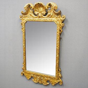  George III Carved Giltwood Mirror