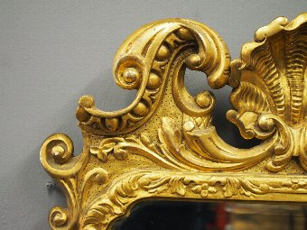 Antique  George III Carved Giltwood Mirror
