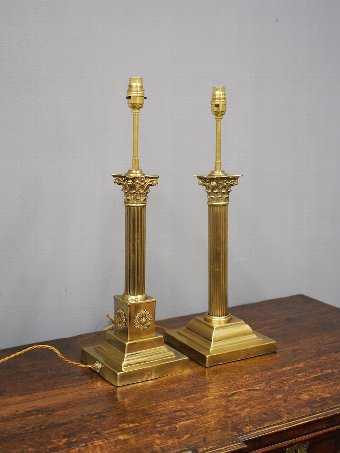 Antique Set of 2 Victorian Brass Corinthian Lamps