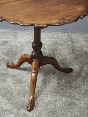 Antique George III Mahogany Piecrust Table