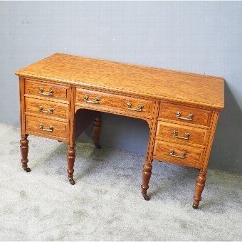 Victorian Tiger Maple Side Table