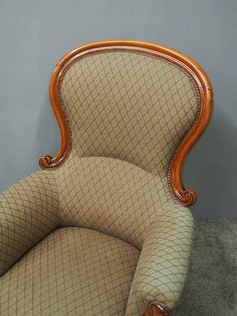 Antique Victorian Mahogany Mens Easy Chair