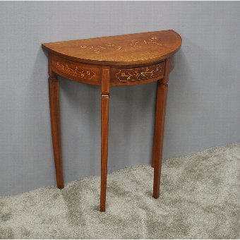Sheraton Style Bow Front Hall Table