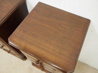 Antique Pair of Neat Size Victorian Walnut Bedsides