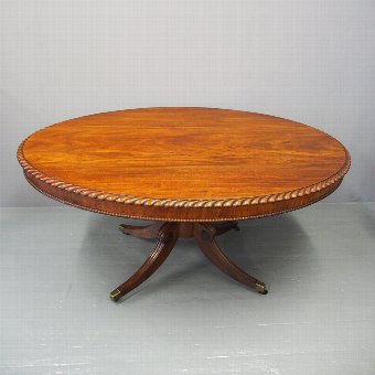 Scottish Oval Breakfast Table