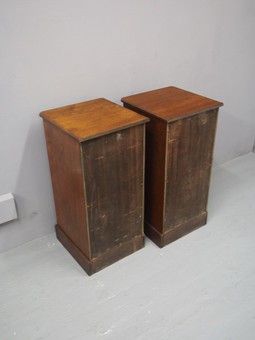 Antique Pair of Victorian Italian Walnut Bedside Lockers