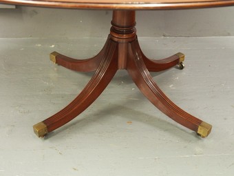 Antique Mahogany Oval Snap Top Breakfast Table