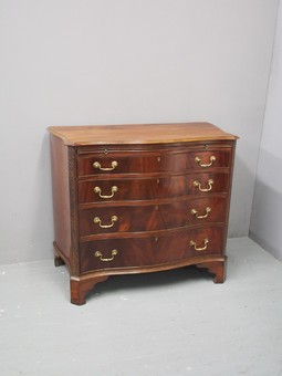 Antique Chippendale Style Mahogany Chest of Drawers