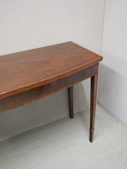 Antique George III Mahogany Bow Front Serving Table