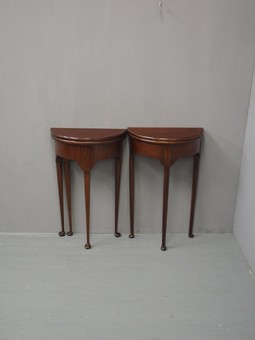 Antique Pair of George I Style Mahogany Side Tables