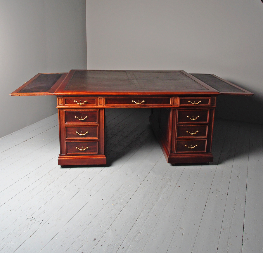 Antique Large Late Victorian Mahogany Partners Desk