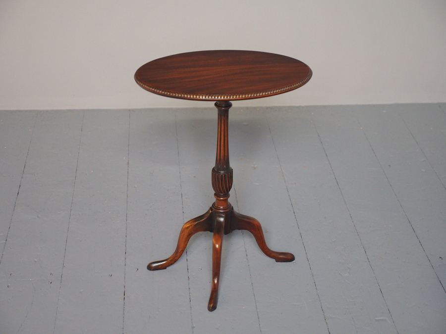 Antique George III Style Mahogany Oval Occasional Table
