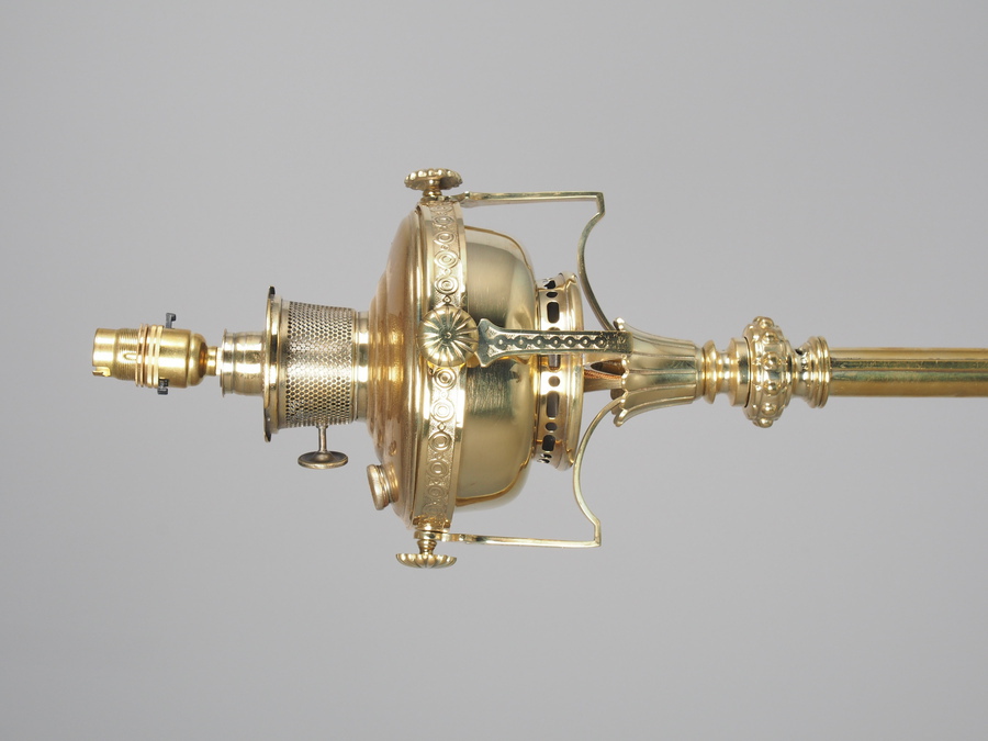 Antique Victorian Cast Brass Oil Lamp