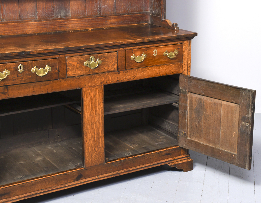 Antique George III Oak Welsh Dresser of Neat Proportions