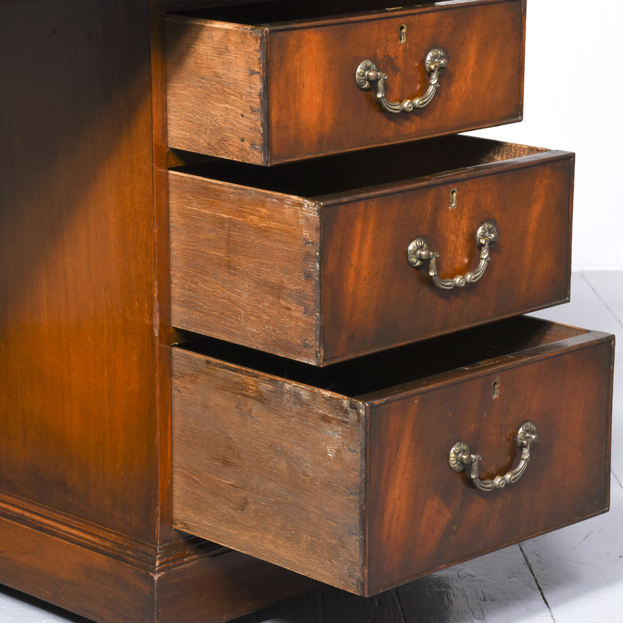 Antique Fine Quality Mahogany Free-Standing Kneehole Desk