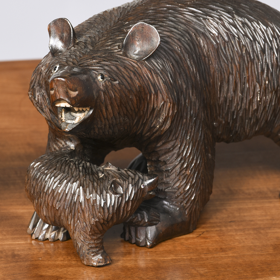 Antique Two Hand-Carved Black Forest Bears with Cubs in Excellent Condition