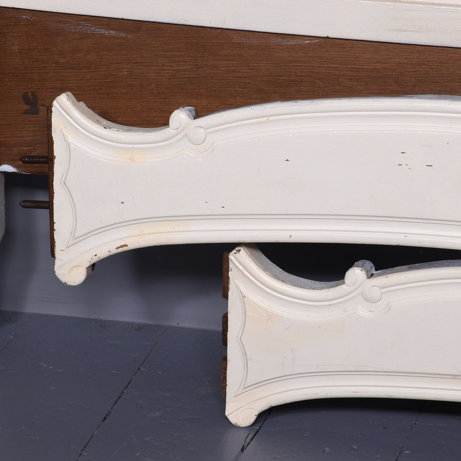 Antique A Painted French Louis XVI Bed