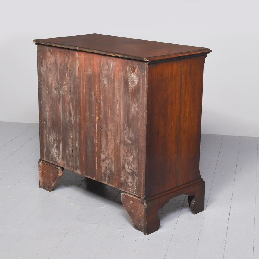 Antique Quality George III Mahogany Chest of Drawers with Canted Corners