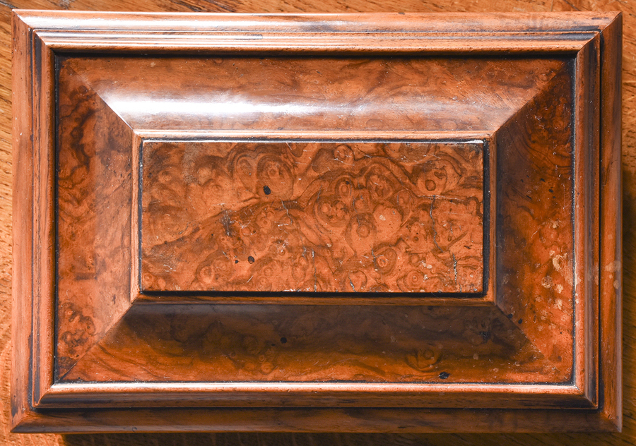 Antique Exceptional Quality William IV Sarcophagus Shaped Burr Walnut Tea Caddy