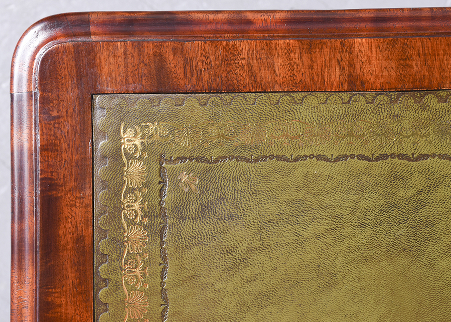 Antique Mid Victorian Quality Mahogany Two-Part Pedestal Desk