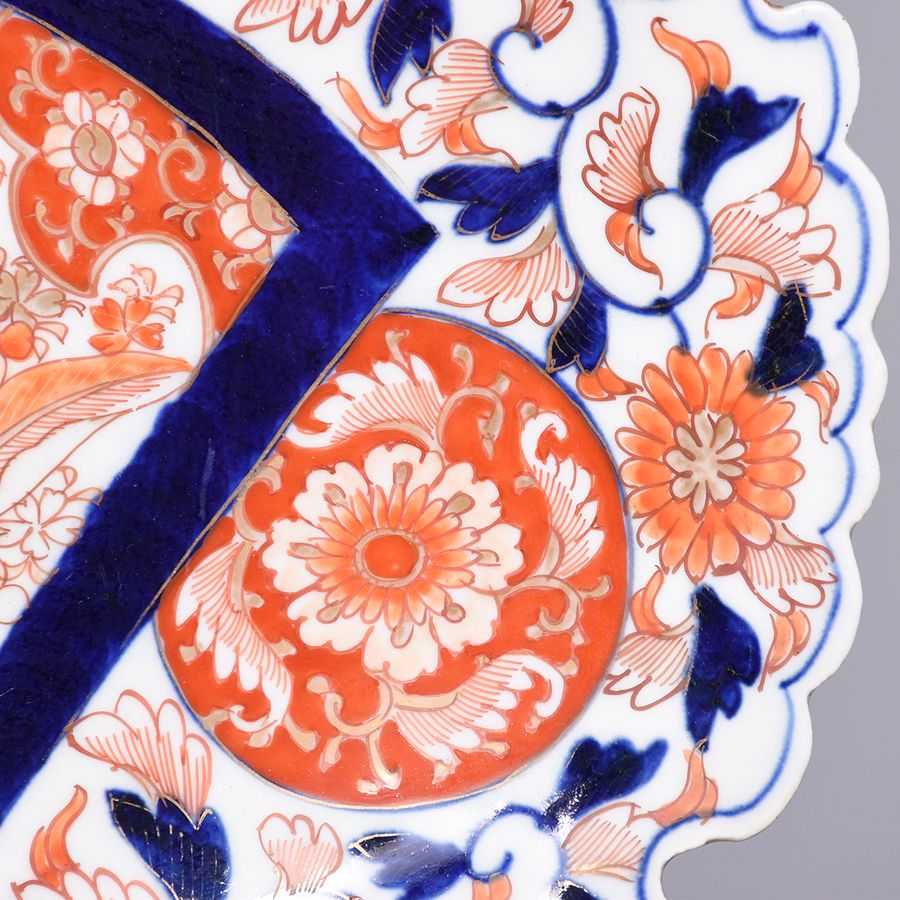 Antique Meji Period, Large Oval Wavy-Edged Hand Painted Imari Platter 